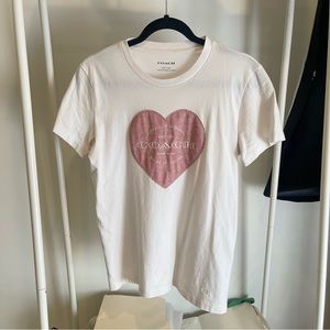 COACH Pink Heart Logo White T-Shirt Sz Size XS